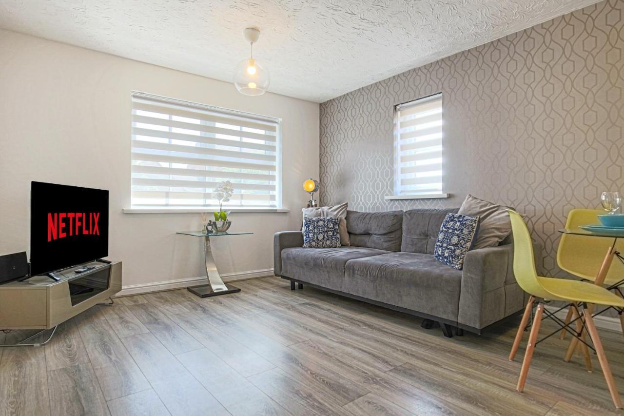Delightful 2 Bed Apartment For Bicester Outlet Shopping By Platinum Key Properties Eksteriør billede