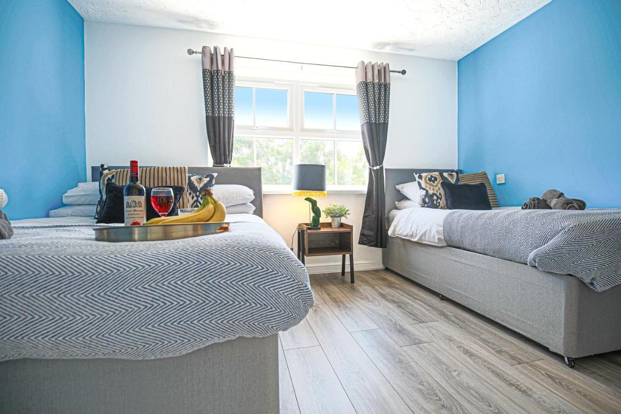Delightful 2 Bed Apartment For Bicester Outlet Shopping By Platinum Key Properties Eksteriør billede