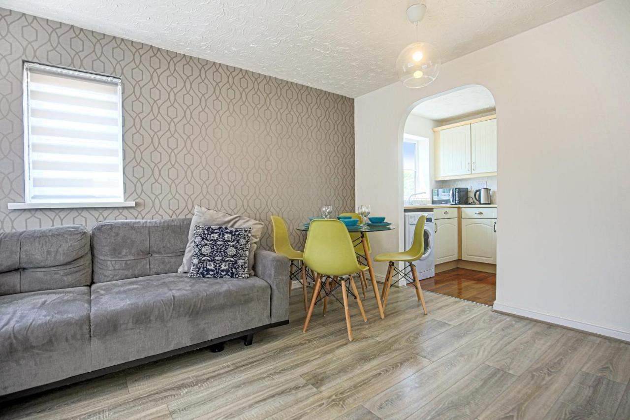 Delightful 2 Bed Apartment For Bicester Outlet Shopping By Platinum Key Properties Eksteriør billede