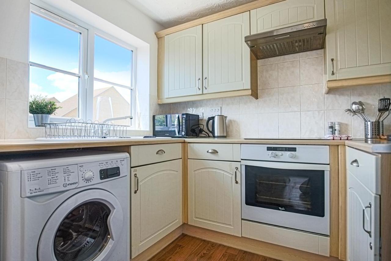 Delightful 2 Bed Apartment For Bicester Outlet Shopping By Platinum Key Properties Eksteriør billede